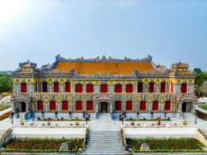 Điện Kiến Trung