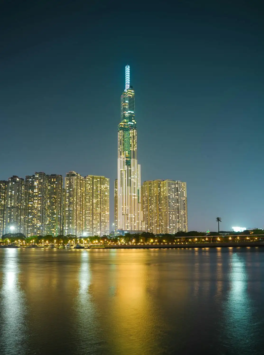 TP Hồ Chí Minh – Thành phố giao thoa văn hoá và cuộc sống sôi động Landmark