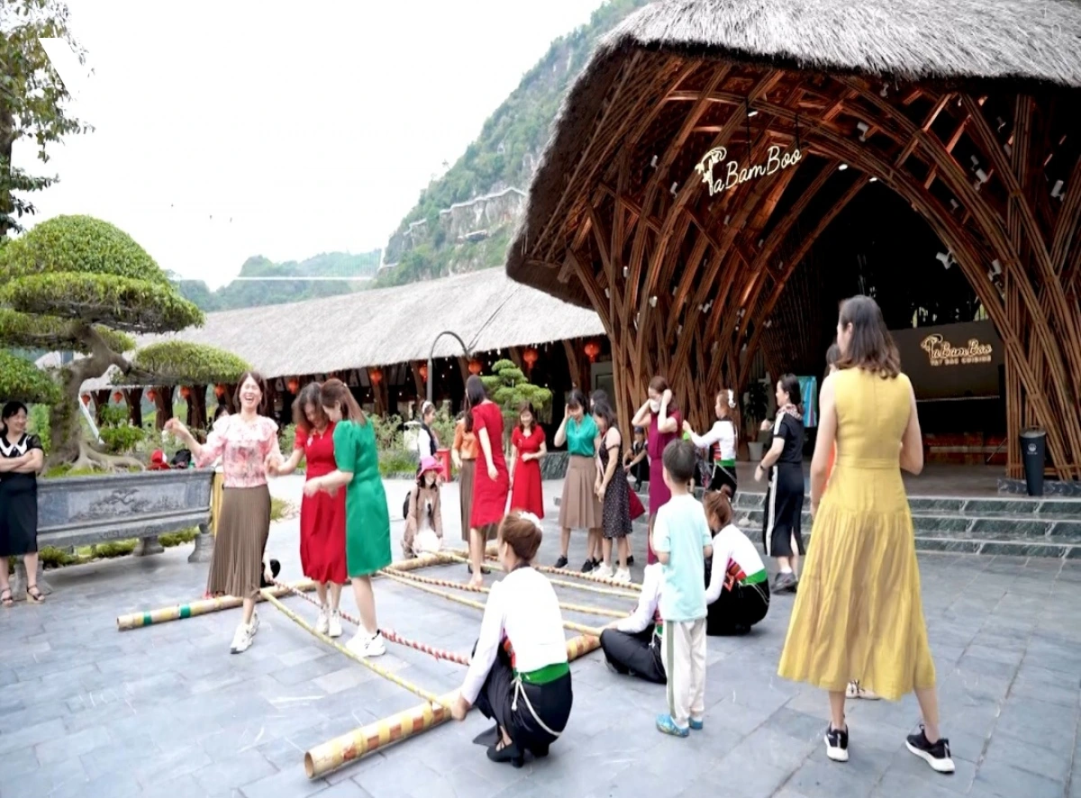 Khám phá vẻ đẹp hoang sơ của khu du lịch quốc gia Mộc Châu Khám phá vẻ đẹp hoang sơ của khu du lịch quốc gia Mộc Châu