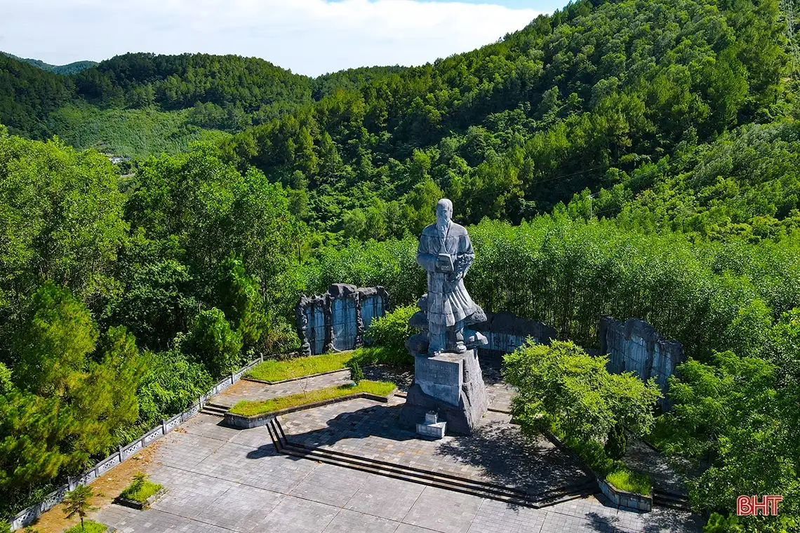Khu lưu niệm Hải Thượng Lãn Ông trở thành Di tích Quốc gia đặc biệt