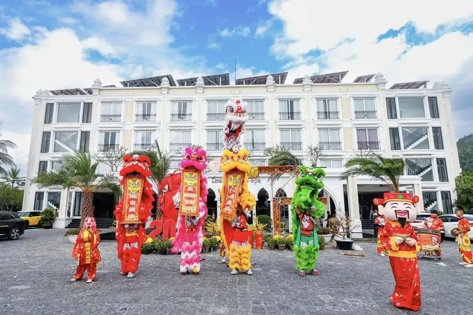 Du lịch Khánh Hòa thắng lớn dịp Tết Nguyên đán Ất Tỵ 2025 Du lịch Khánh Hòa thắng lớn dịp Tết Nguyên đán Ất Tỵ 2025
