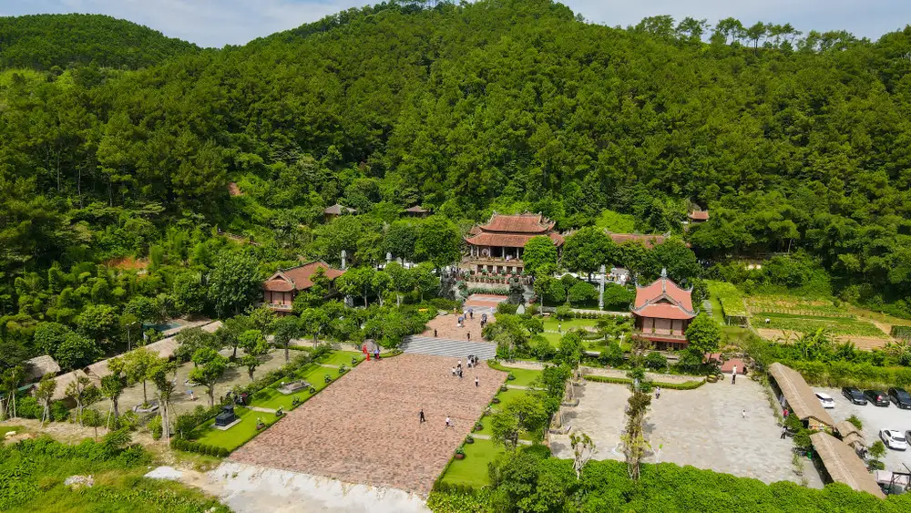 Chùa Địa Tạng Phi Lai Tự - Chốn an yên giữa lòng Hà Nam Chùa Địa Tạng Phi Lai Tự – Chốn an yên giữa lòng Hà Nam